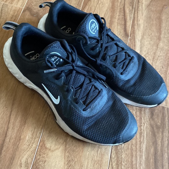 Meet your Posher, Sara - Picture 2 of 4